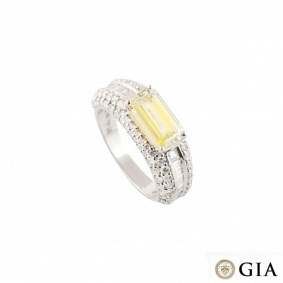 White Gold?Fancy Intense Yellow Diamond Ring White Gold?Fancy Intense Yellow Diamond Ring